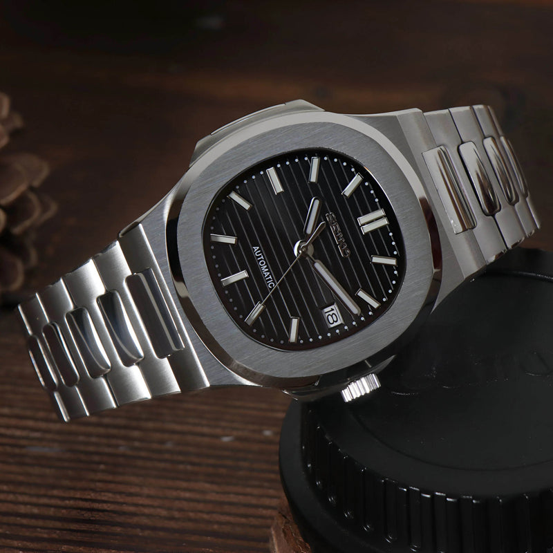 Nautilus Black