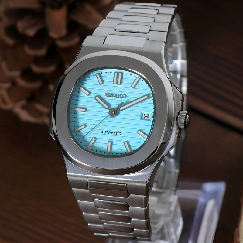 Nautilus Tiffany Blue